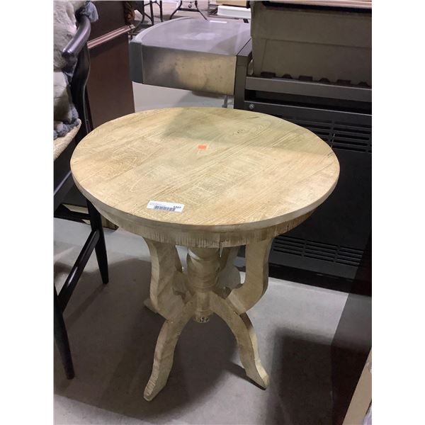 Wooden Round End Table (24in x 29in)