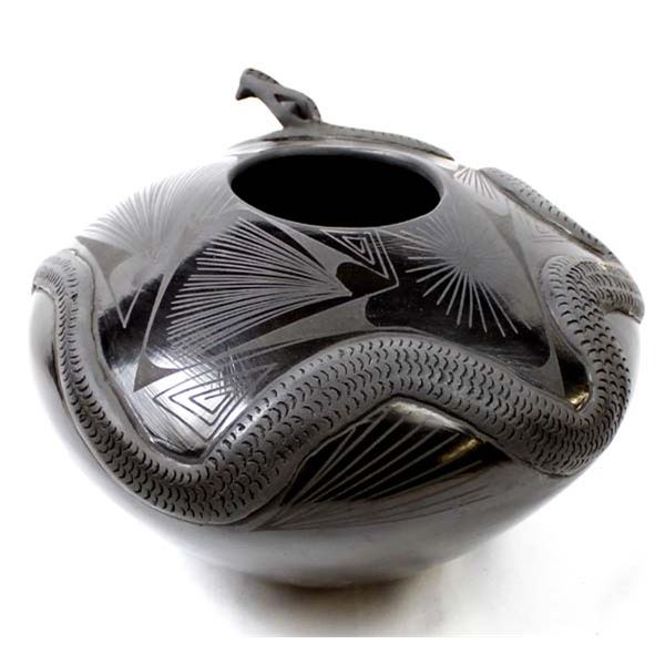 Mata Ortiz Rattlesnake Pottery Jar by Quezada