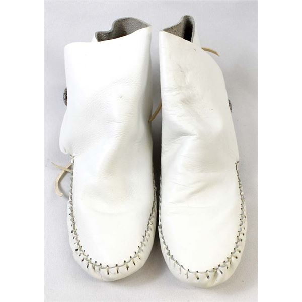 Taos Mox ''Indian Maid'' Leather Ladies Moccasins