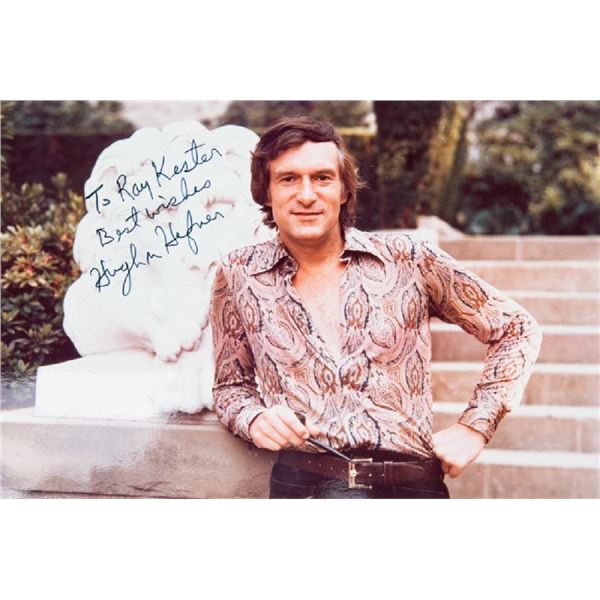 HUGH HEFNER SIGNED PHOTOGRAPH