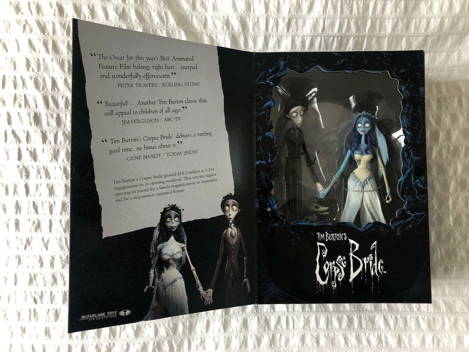 Tim Burton’s Corpse Bride 7” Emily & Victor Figures Set - McFarlane.