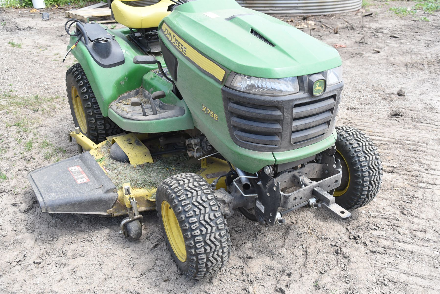 John Deere X758 60