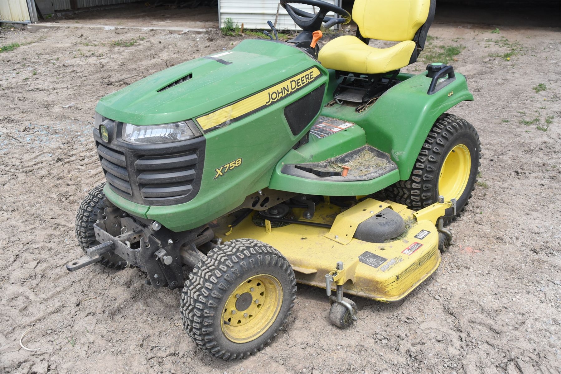 John Deere X758 60