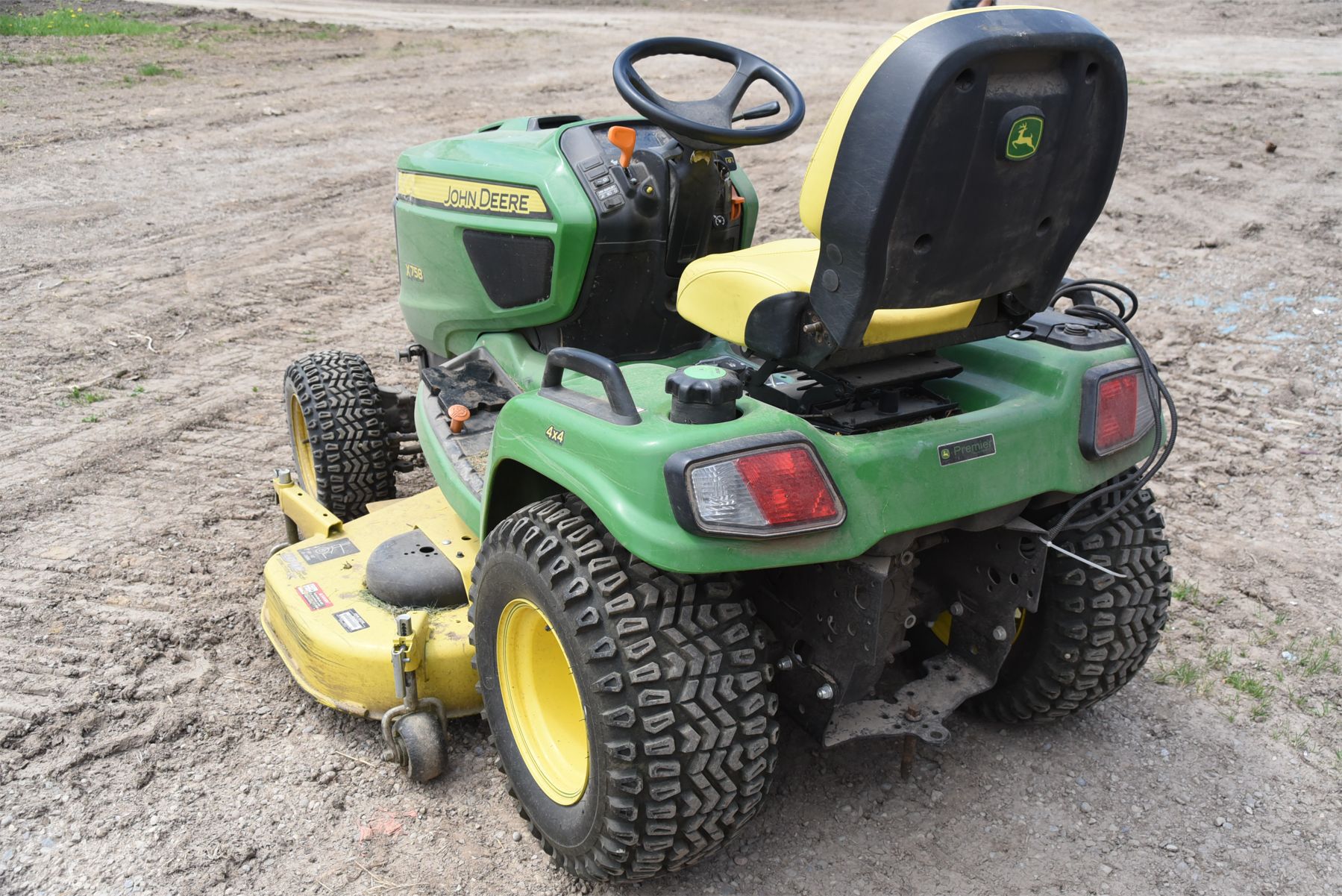 John Deere X758 60