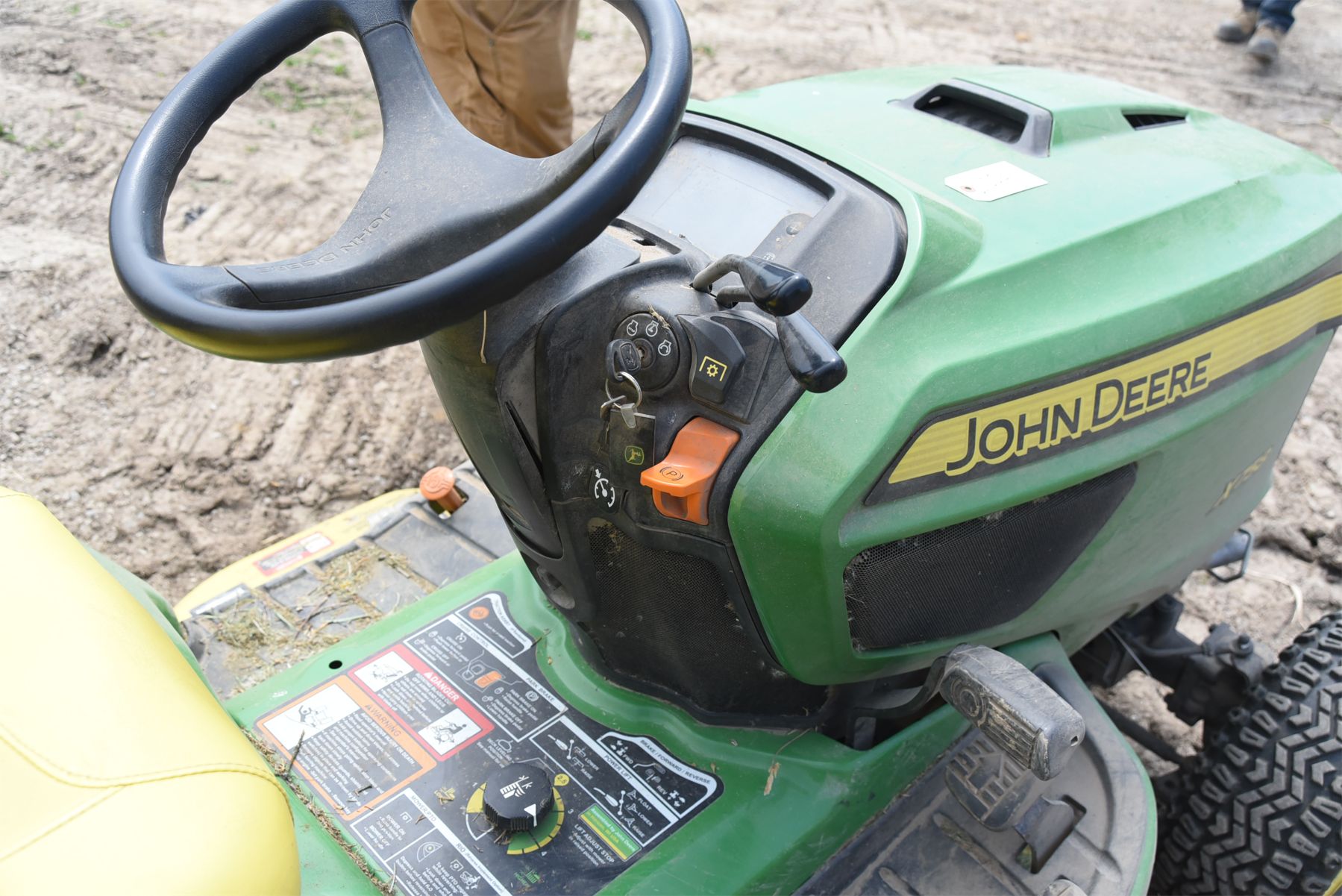 John Deere X758 60