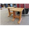 Image 2 : 2 Stands & 3 Folding Chairs