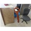 Image 1 : Office Chair, Counter Top 41" x 25" & Wooden Key Display