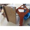 Image 2 : Office Chair, Counter Top 41" x 25" & Wooden Key Display