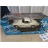 Image 2 : Die Cast 62 Corvette w Box 1/18 Scale, & 63 Corvette Cassette Rewinder