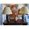 Image 1 : 3 Table Lamps - 2 Matching