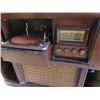 Image 2 : Viking Cabinet Radio/Record Player