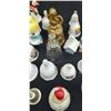 Image 4 : 21 ASSORTED BELLS