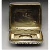 Image 3 : A George III Silver & Tortoiseshell Snuff Box 