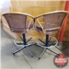 Image 2 : 2 Wicker Back Bar Stools (36"H)