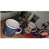 Image 2 : Collector Combo (Shelf Lot): Christmas Theme (Incl. Tea Pot, Cream Sugar, Serving Trays, Coffee Mugs