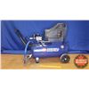 Image 1 : Campbell Hausfeld 8 Gal Portable Air Compressor (working) (25'H x 12"W x 33"D)