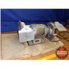 Image 2 : MVP Heavy Duty Bench Grinder 5" (Mounted on Wood Platform) (Total width with Platform 22-1/2" x 10")