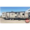 Image 3 : Bank Repo: 2014 Sun Valley by Evergreen Bumper Pull Holiday Trailer (2 Slides) Model S299DBH
