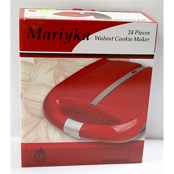 NEW 24 PIECES WALNUT COOKIE MAKER
