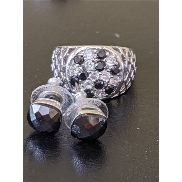 Black/white stone ring earrings