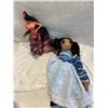 Image 1 : 2 collectible dolls
