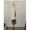 Image 1 : Outdoor umbrella