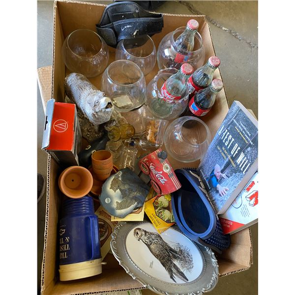 Lot of collectibles