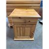 Image 1 : Nightstand