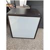 Image 1 : Cabinet