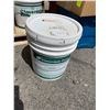 Image 1 : Clover dale paint