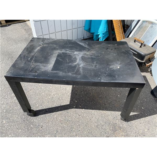 Rolling table