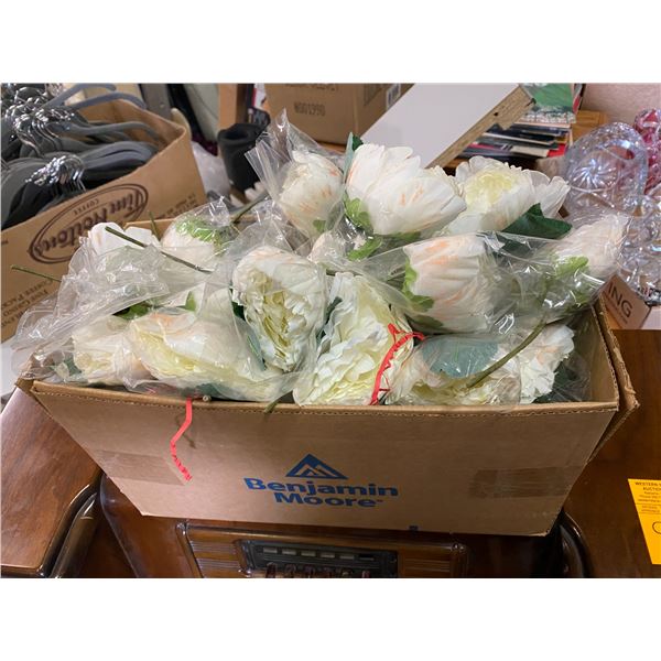 Lot artificial flowers