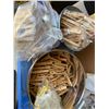 Image 1 : Clothes pins