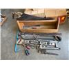 Image 1 : Wood toolbox and contents