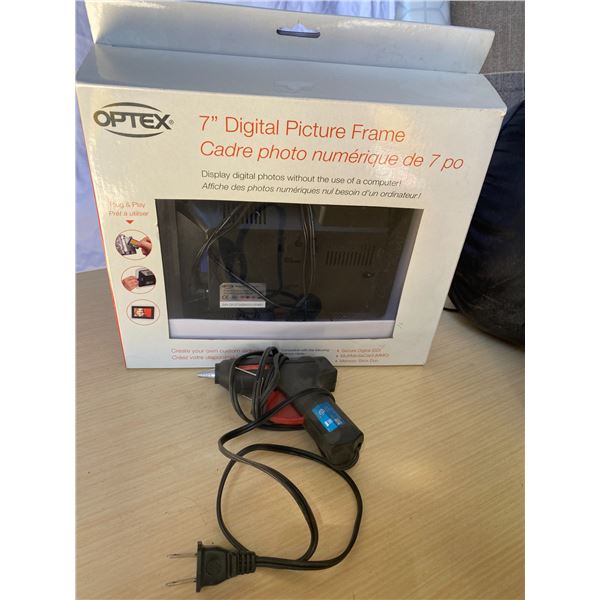 Digital picture frame and glue gun