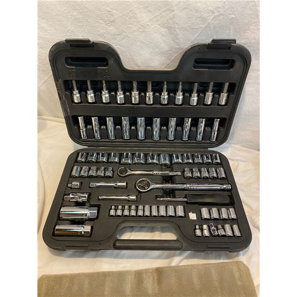 Socket set