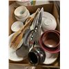 Image 1 : Dishware and kitchenware