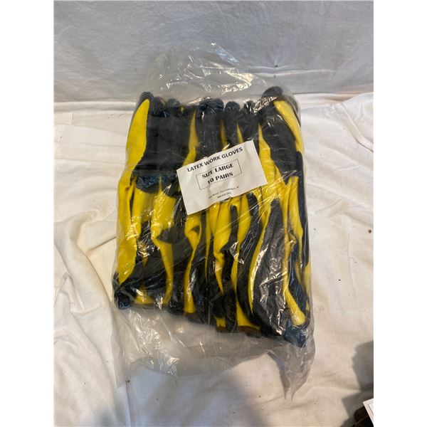 New Latex work gloves size large 10 pair