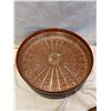 Image 2 : Lidded container