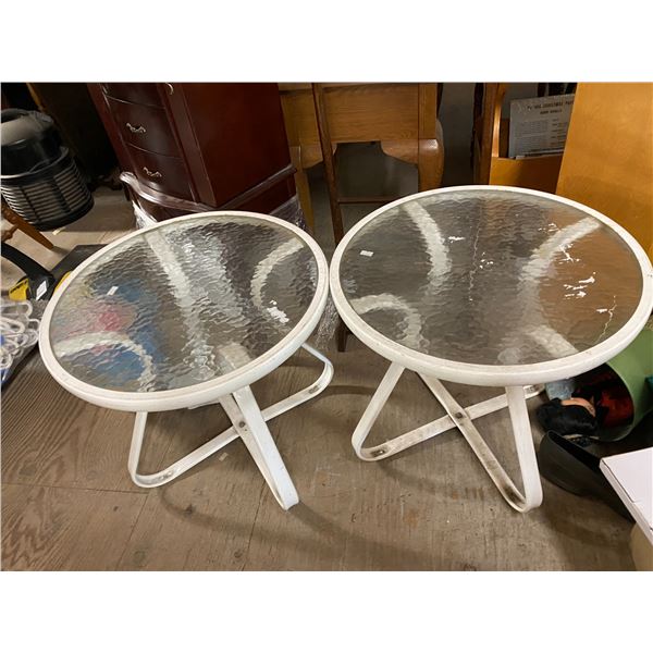 2 side patio tables