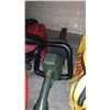Image 2 : FEATHERLITE GAS WEEDEATER, ELECTRIC WEEDEATER AND 2 ELECTRIC HEDGE TRIMMERS