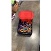 Image 1 : Tote of kids toys and K'Nex with 4 piece bakeware set