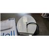 Image 2 : Brondell CL 99 bidet with toilet seat and faucet