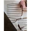 Image 2 : 4 PITCHFORKS AND GARDEN TOOL