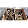 Image 2 : 20 ton bottle jack and 2 boxes of lifting straps