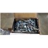 Image 3 : 2 boxes of new hardware