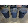 Image 1 : 3 gracious living garbage cans with lids