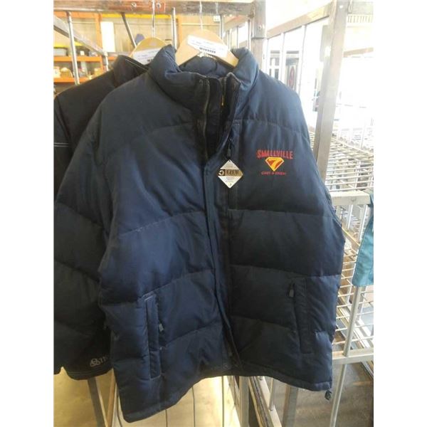 Smallville cast and crew jacket size large