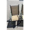 Image 2 : 6 GREEN METAL PATIO CHAIRS