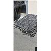 Image 2 : 2 decorative metal stands with trays